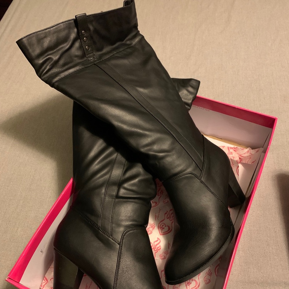 NIB Black Torrid Lulu Heeled Boots